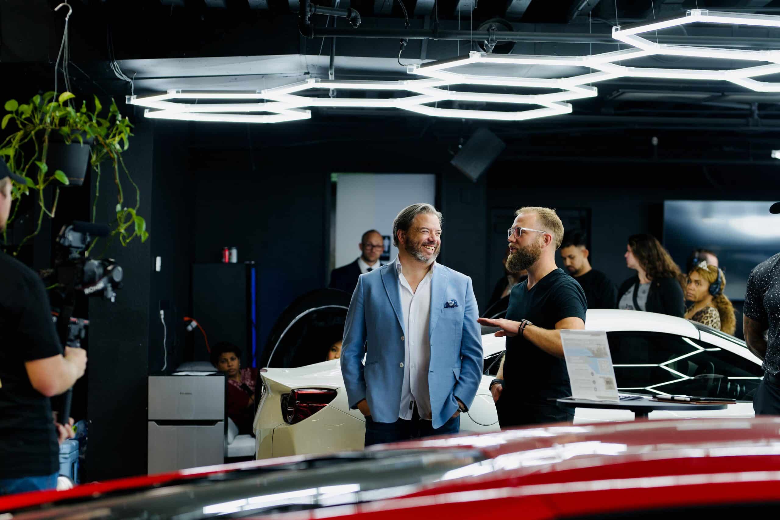 Automotive showroom vol energie
